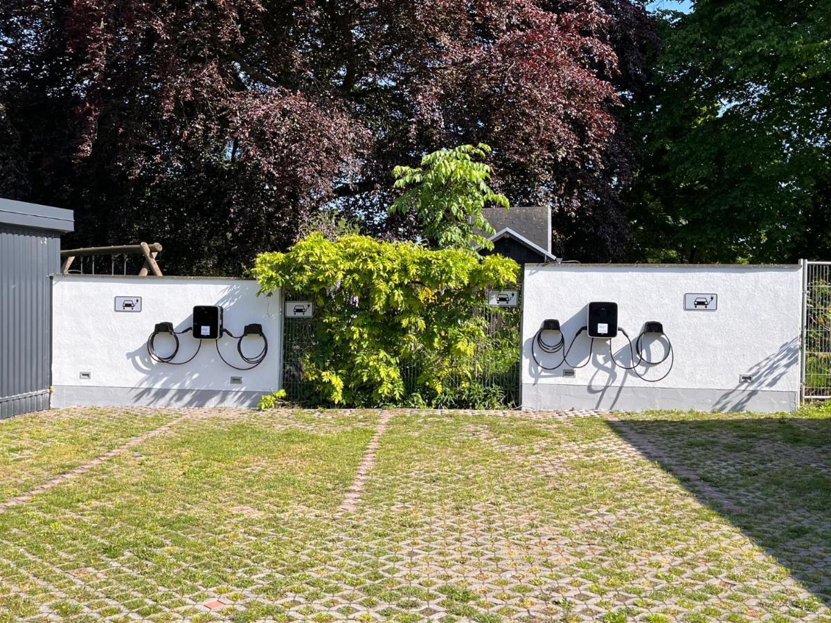 Pension Ratskeller Hagenow Exteriör bild